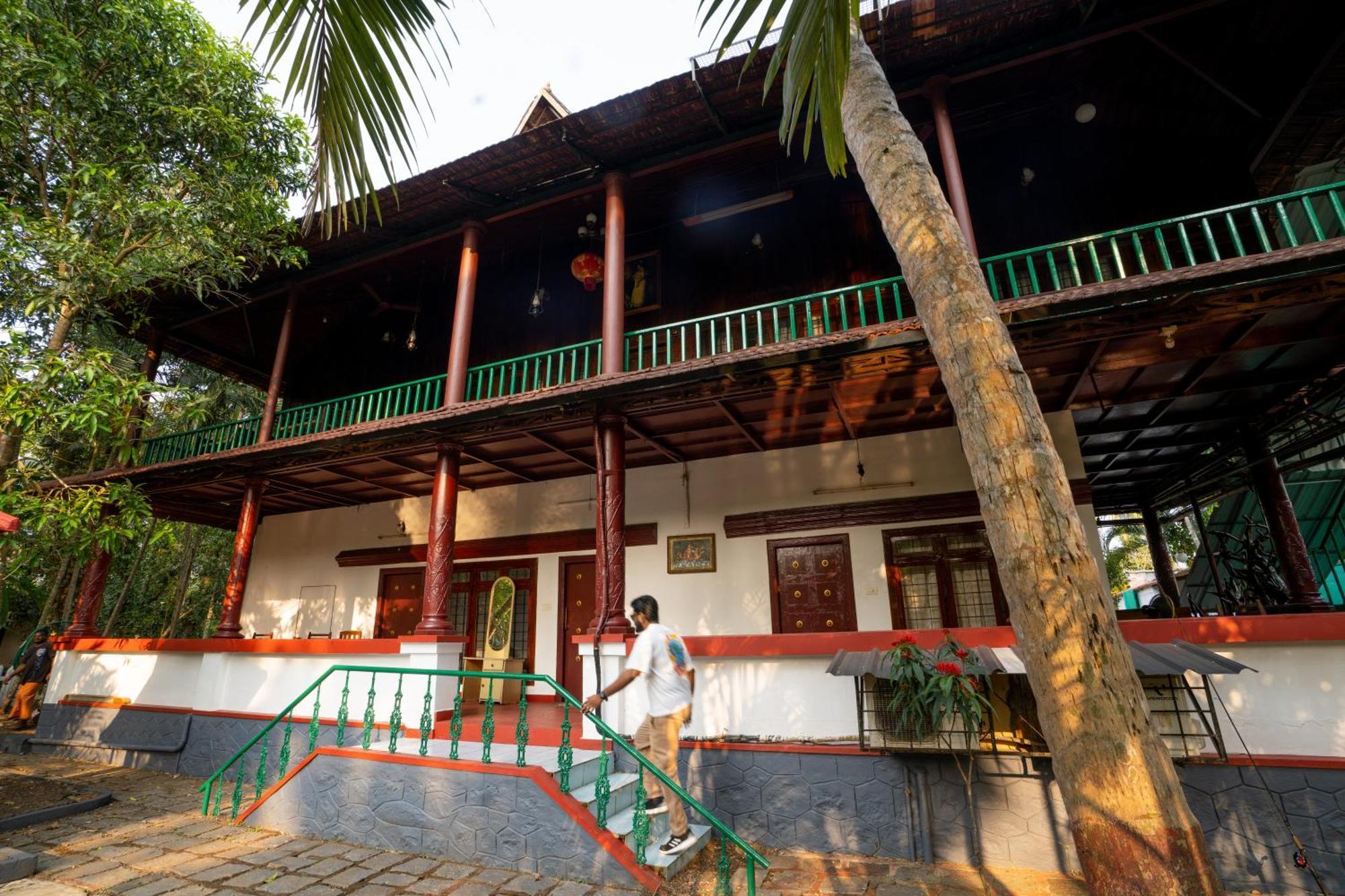 Garggi Backwater Retreat Hotel Kottayam Exterior photo