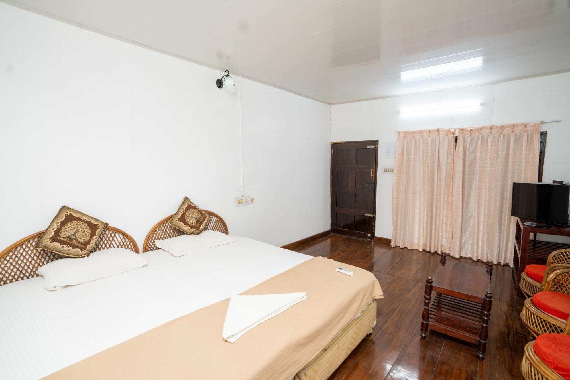 Garggi Backwater Retreat Hotel Kottayam Exterior photo
