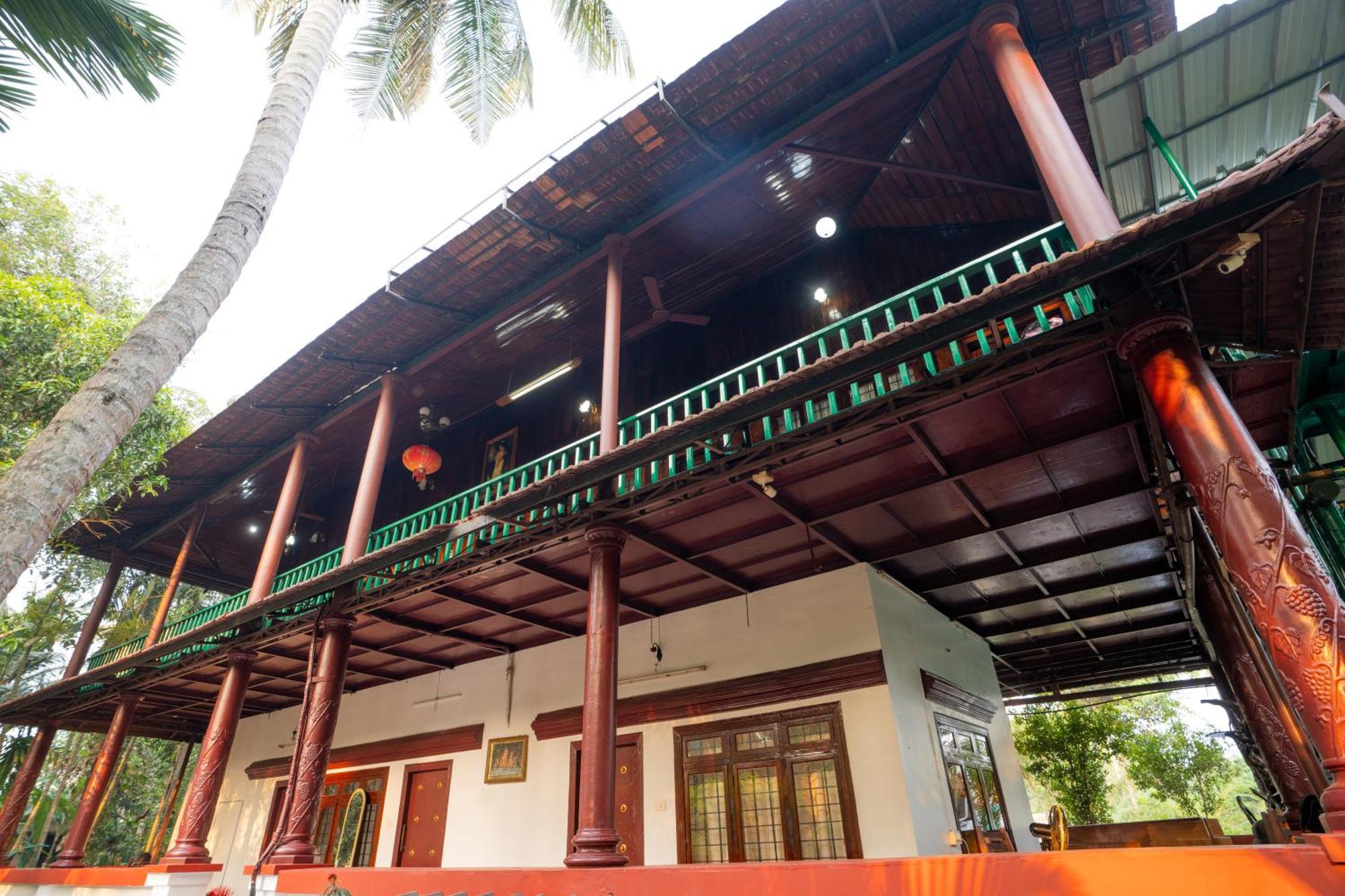 Garggi Backwater Retreat Hotel Kottayam Exterior photo