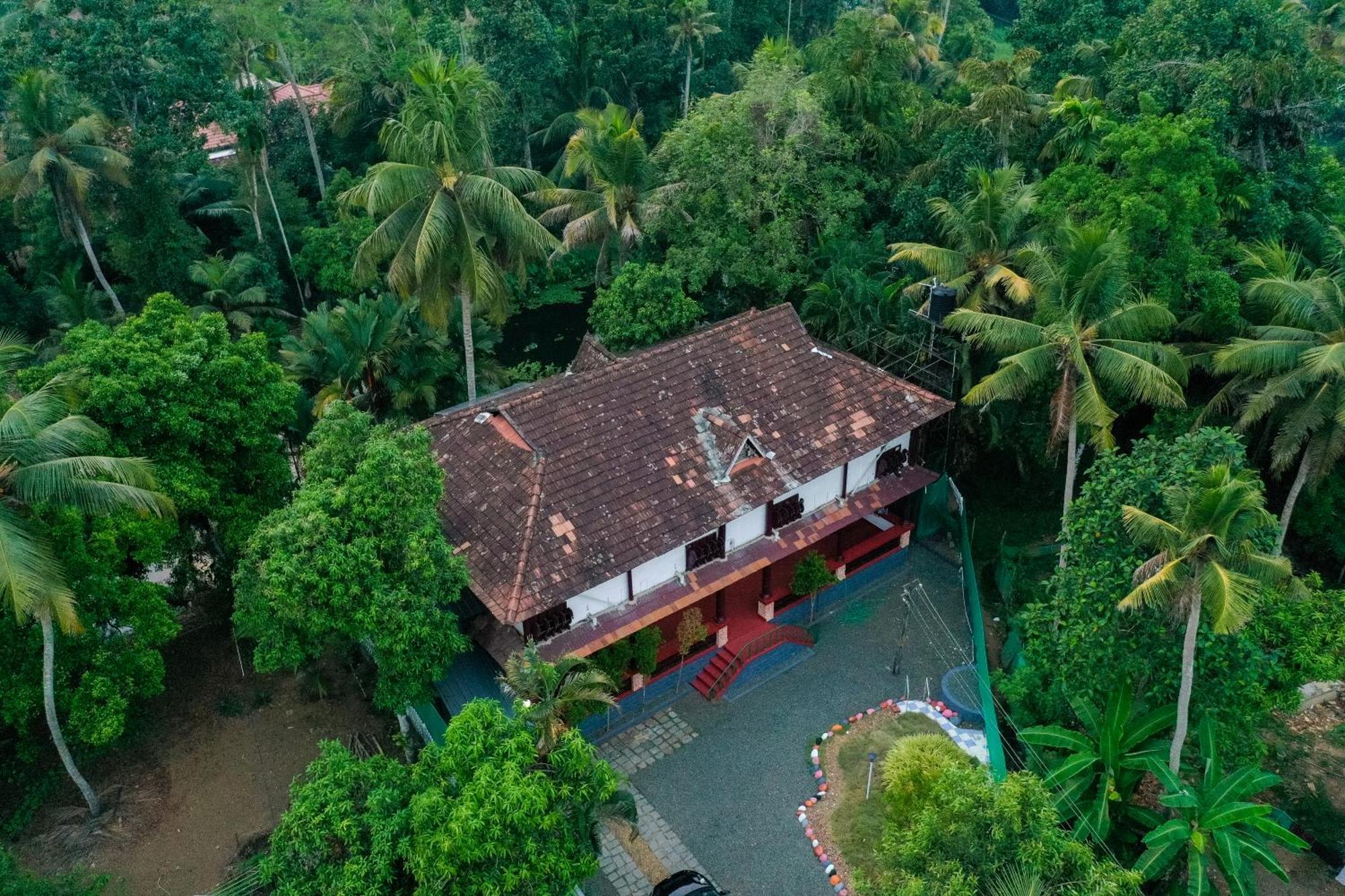 Garggi Backwater Retreat Hotel Kottayam Exterior photo